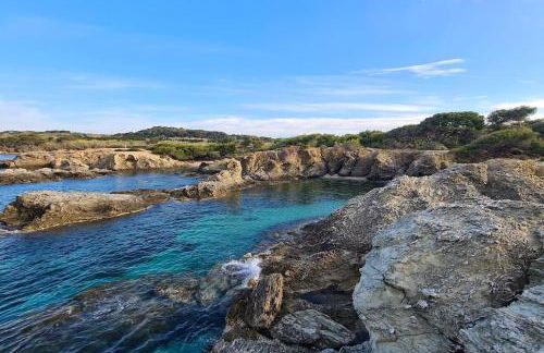 Élégant Studio au calme 2mn mer Wifi Clim Terrasse parking - Foto 20