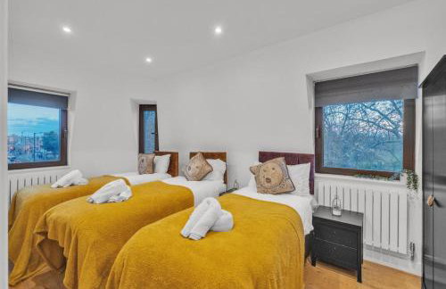 2 Bedroom Flat By Key Light Properties Short Lets & Serviced accommodation two minutes walk from Canada Water Station - Great for Contractors, Group and Family - Foto 35