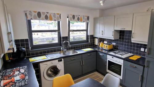 2 Bed-Sleeps 5-Parking-Sea View - Foto 5