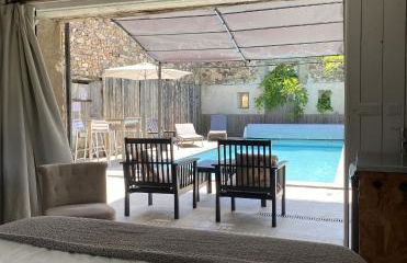 Chambre studio au Bord de la Piscine chauffée et privée pour vous le soir ! - Photo 4