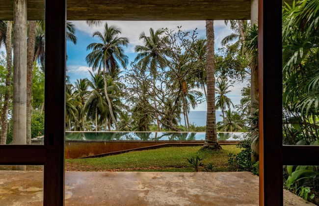 Sustainably Designed Villa Overlooking Indian Ocean - Photo 11