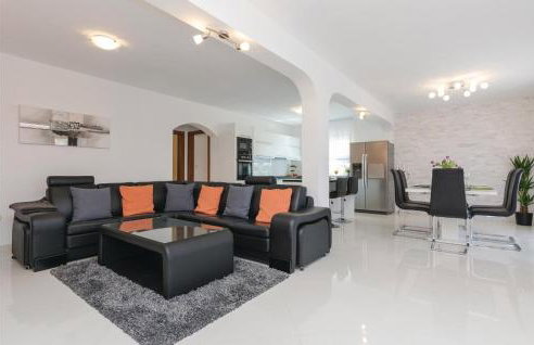 Four-Bedroom Holiday Home In Suhovare - Foto 22