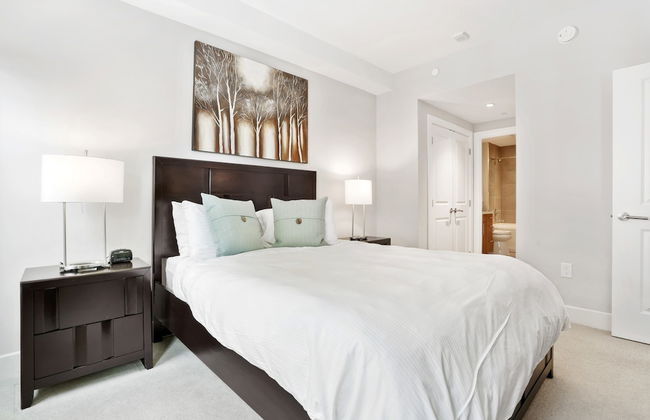 Bluebird Suites near Pentagon - Photo 23