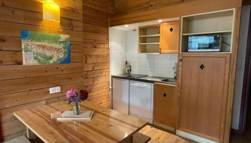 T2 classé 3 étoiles coeur de village et Piscine ext - Foto 3