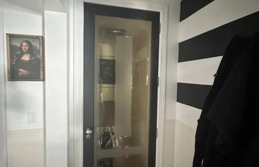 The Most Desired Summer Retreat with Private Pool Just 5 Minutes from the Beach - Foto 9