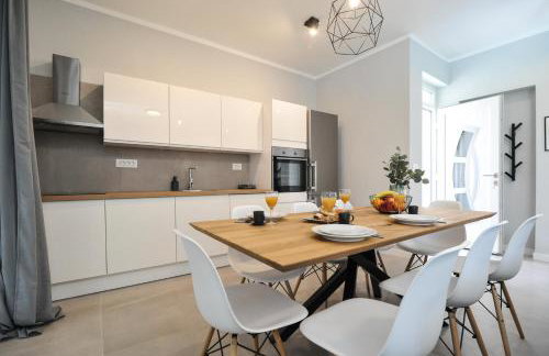 Tony's house in garden - Photo 23