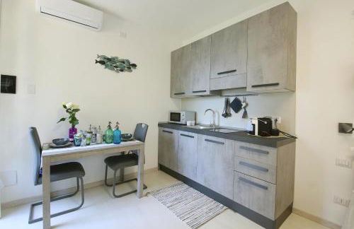 Apartment A lago private beach and parking - Foto 15