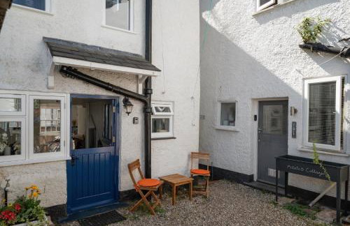 Serene Cottage Nr the Waterfront Topsham - Photo 24