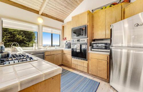 Urban Escape Compound - Photo 6