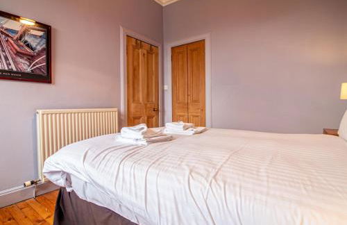 Beautiful and Bright Georgian Style Morningside Apartment - Pass the Keys - Foto 25