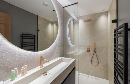 Chalet moderne avec jacuzzi et animaux admis, proche pistes Méribel - FR-1-566-56 - Foto 15