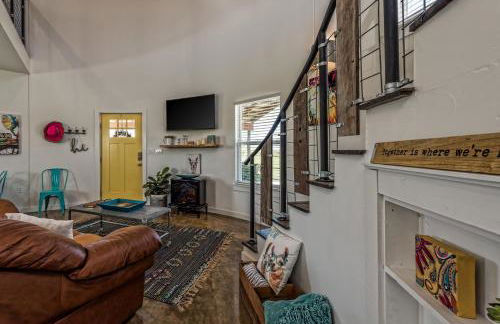 Silo House At Laughing Llama Farm - Foto 14