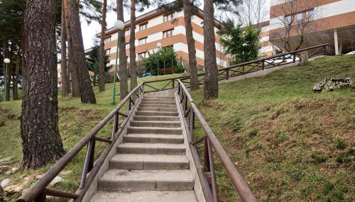 Confort y aventura en La Pinilla Esquí y MTB - Foto 2, Garden view