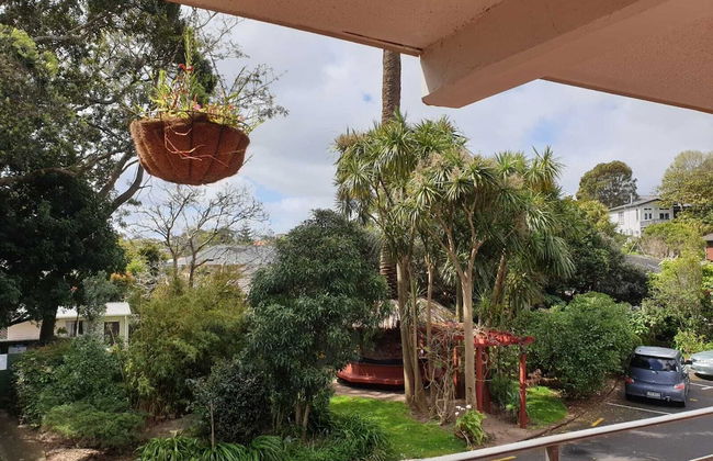 11 of 43 woodward road mount albert - Foto 5