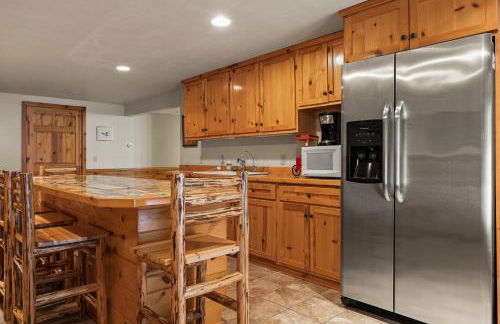 Log Retreat at Fish Creek by Simple Life Rentals - Foto 75