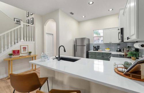 Townhome w heated pool & game room - Foto 31