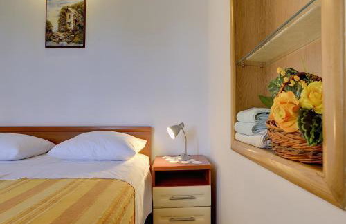 Villa in Cehici with Private Pool & Terrace - Foto 41