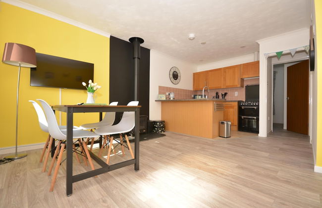 Beach Front 3 Bed Cottage and Hot Tub Kessingland - Foto 6