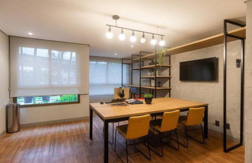 Studio Decorado Moderno ao lado Metrô Giovanni com Varanda - Acomoda até 4 pessoas - Foto 31