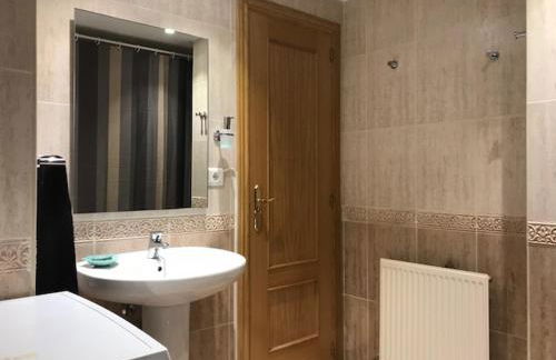 Biescas Centro! Garaje y wifi!! - Photo 14