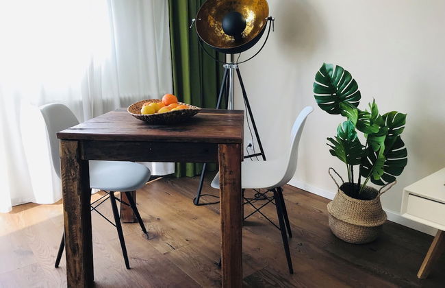 YoHome - Stylish New City Apartment - Photo 9