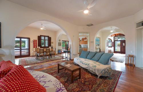 Lux Historic Villa Giardini, with private Pool SouthSardiniaHolidays - Foto 3