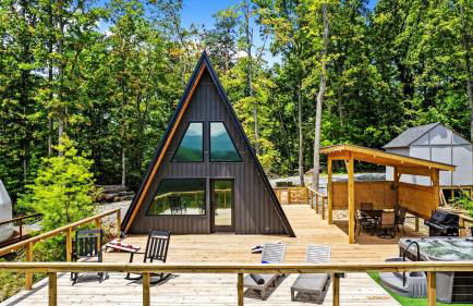 Modern A-Frame Cabin with Breathtaking Views of the Smoky Mountains, Perfect for Families or Groups - Foto 18