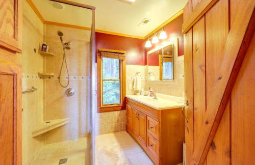 Breathtaking Scenery Cabin in Little Switzerland! - Foto 15