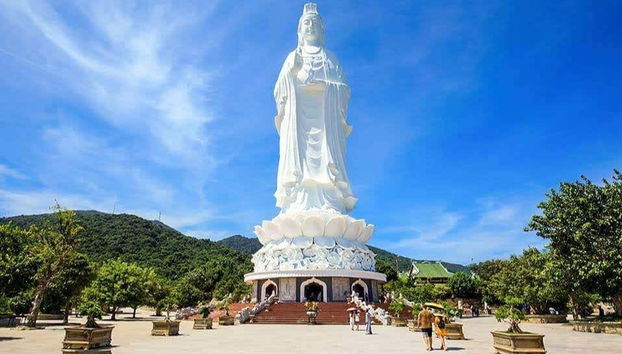 Statua di Lady Budda