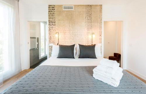 Plaza de España Skyline - Photo 34