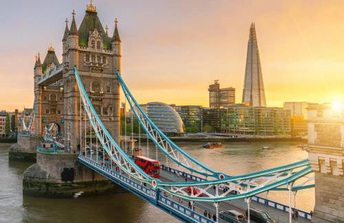 Luxury 3-BR near Tower Bridge Family & Business Ready - Foto 5