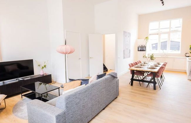 Serviced 3BR Apartment in Utrecht - Photo 11