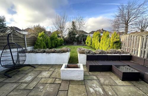 Newly Renovated 2-Bed Home - Foto 8