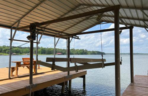 Lakefront Oasis with Private Boat Dock on Lake Palestine - Foto 18