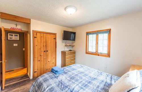 Cozy private cabin near Okemo! Large Hot tub! - Foto 16