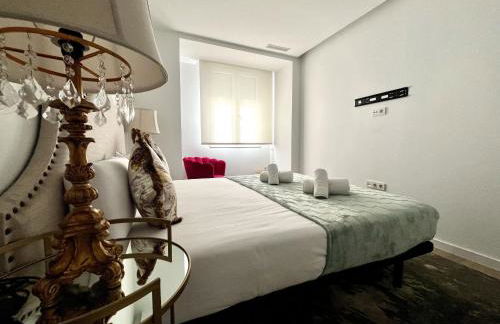 Premium Penthouse Seasonal Rental - Photo 31