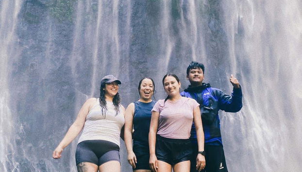 Remojándonos con las cascadas de Madakaripura