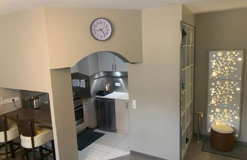 Luxurious Flat in Bondy, (In front of the Train station) - Foto 7