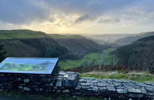 Taylor Way - Superb Apartment with Living Room and Private Gated Parking - Foto 33