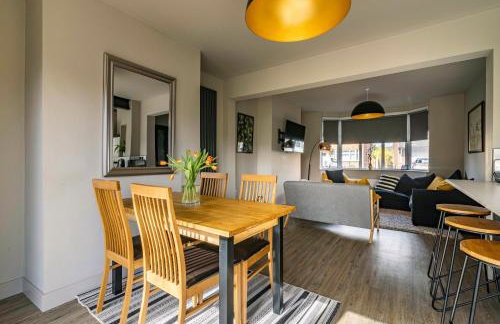 SPACIOUS HOME WITH GARDEN-SLEEPS 5 Contractors, families, and group stays welcome - Foto 35