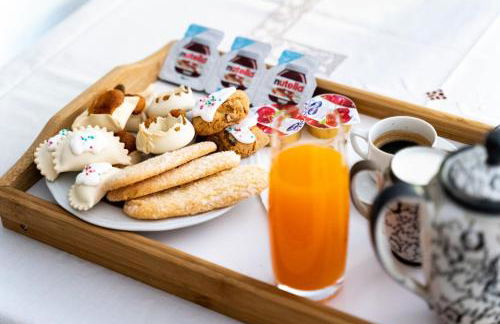 Spacious 3-Bedroom Apartment with Courtyard in Tempio Pausania - Perfect for Families - Foto 36