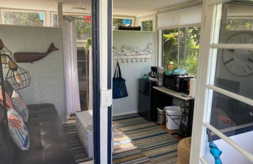 Cozy jungle boat hideaway with stunning ocean view - Foto 6