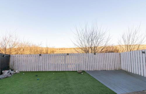 Charming 4-Bedroom Home in the Heart of Coxhoe - Pass the Keys - Foto 34