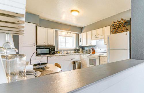 11 Mi to Kincaid Park Convenient and Cozy Apt! - Photo 7