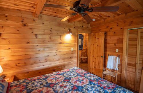 Private Mnt Views-- Pet Friendly, Sleeps 6, Overlooks Phoenix Mnt - Photo 17