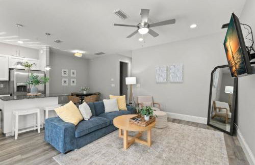 Canopy Couplet - 2 Upscale Condos by Main St - Foto 10