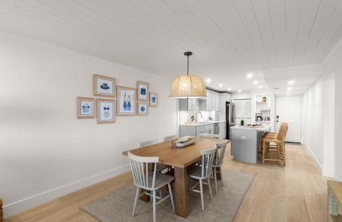 Serenity Shores Renovated Top Floor Condo w Stunning Ocean Views - Foto 10