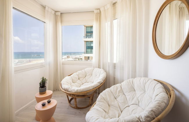 Chic 3BR Apt on the Beach by Sea N' Rent - Foto 16
