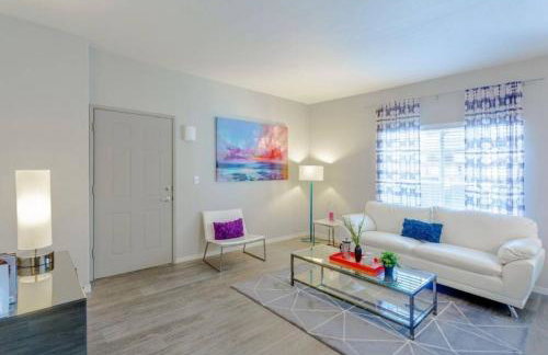 New! Stylish and peaceful Apt in Henderson - Foto 6