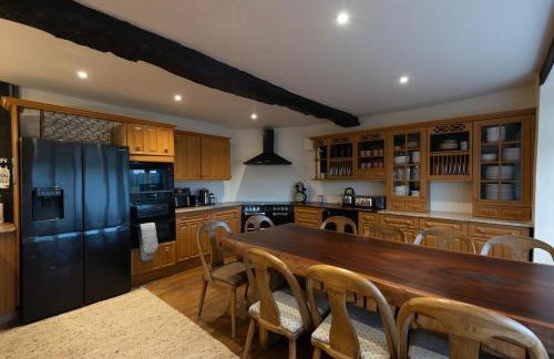 Riverside Manor - Photo 13